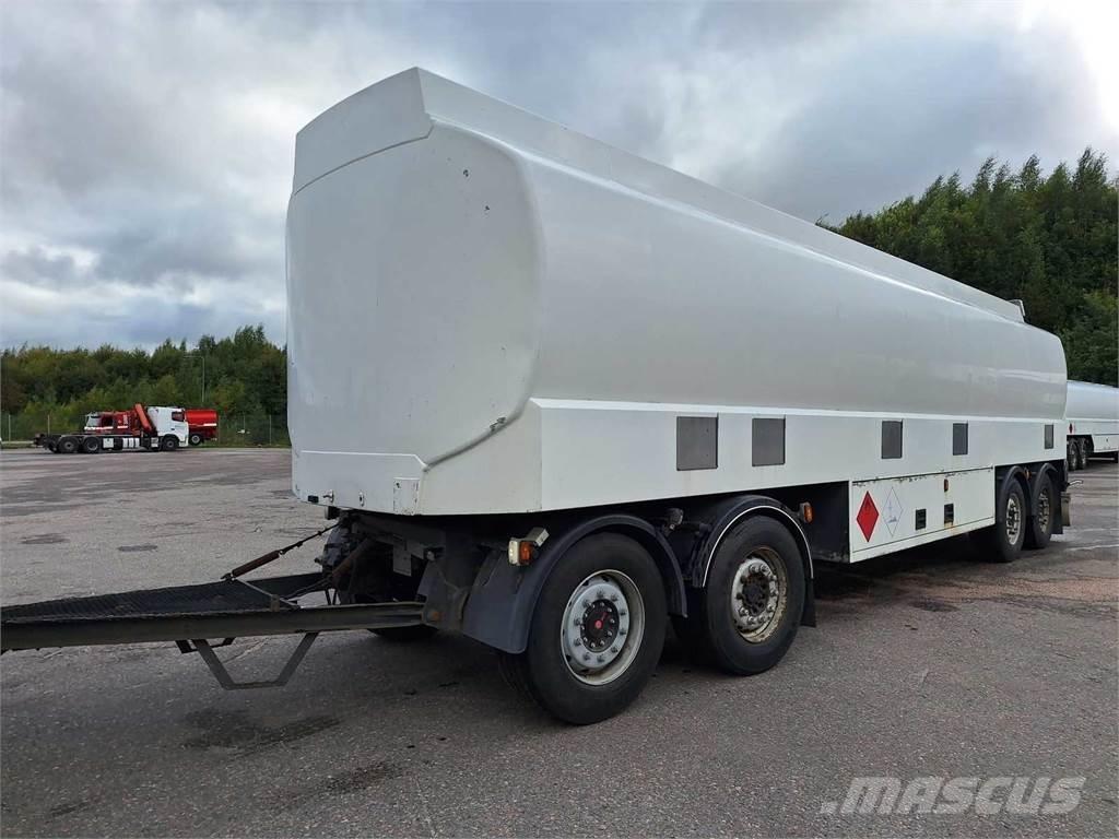  SAF/Mattila MS4 Remorque citerne