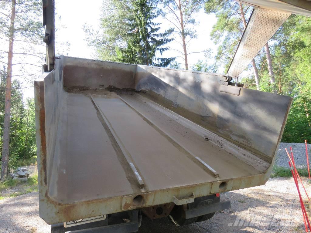Sisu SR 300 Camion benne