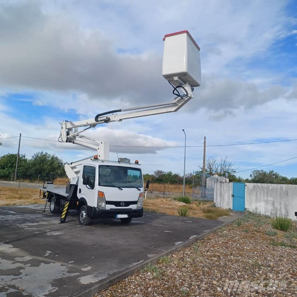 Nissan CABSTAR 35.11 Camion nacelle