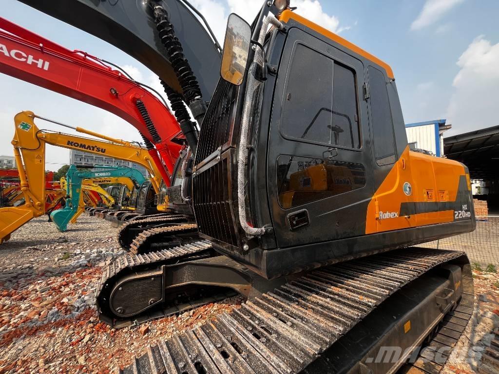 Hyundai HX 220HD Pelle sur chenilles