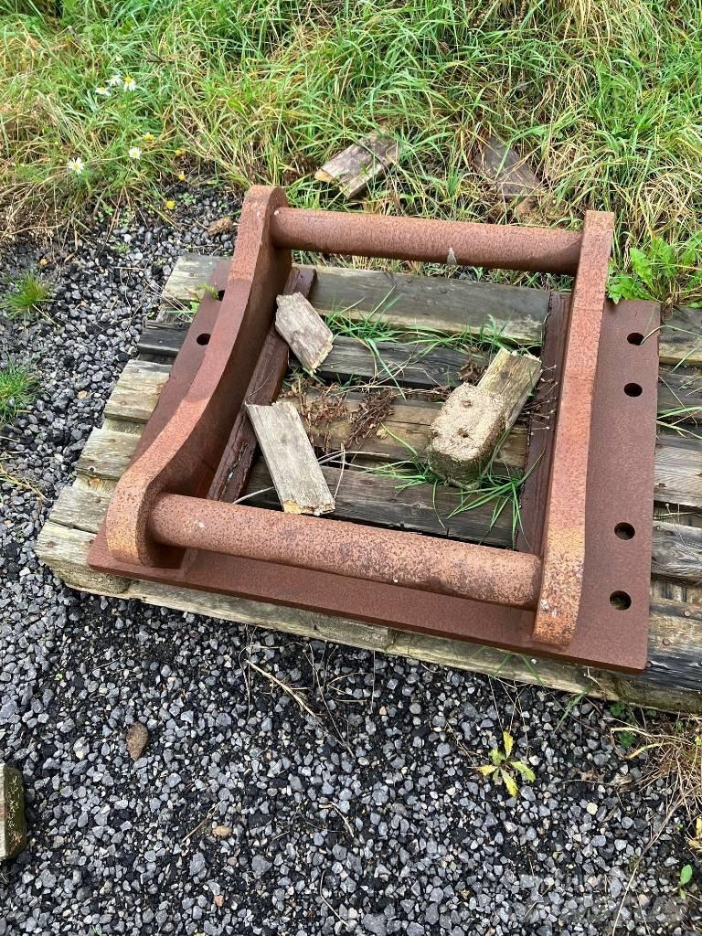  Fäste S80 Pelle spéciale