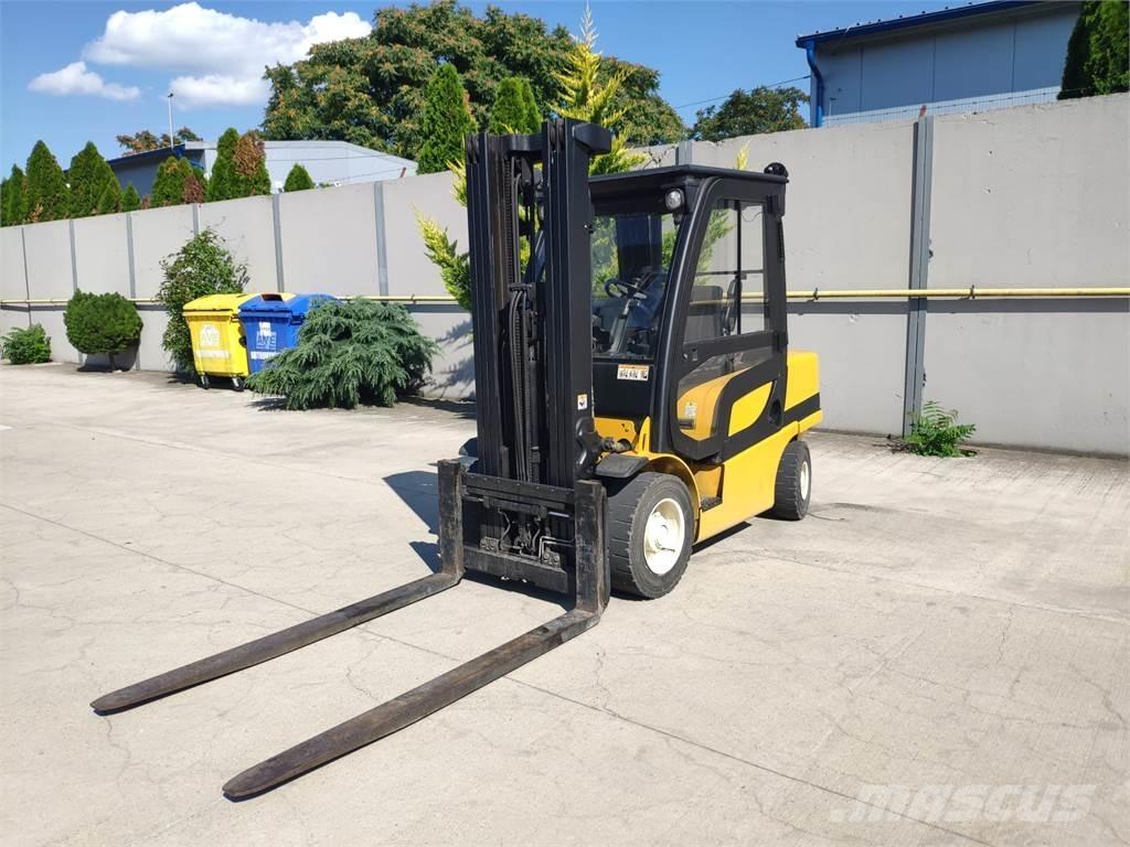 Yale GDP35VX Chariots diesel
