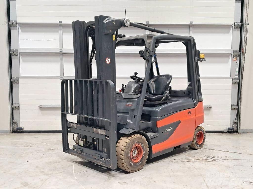 Linde E30L-01 Chariots élévateurs électriques