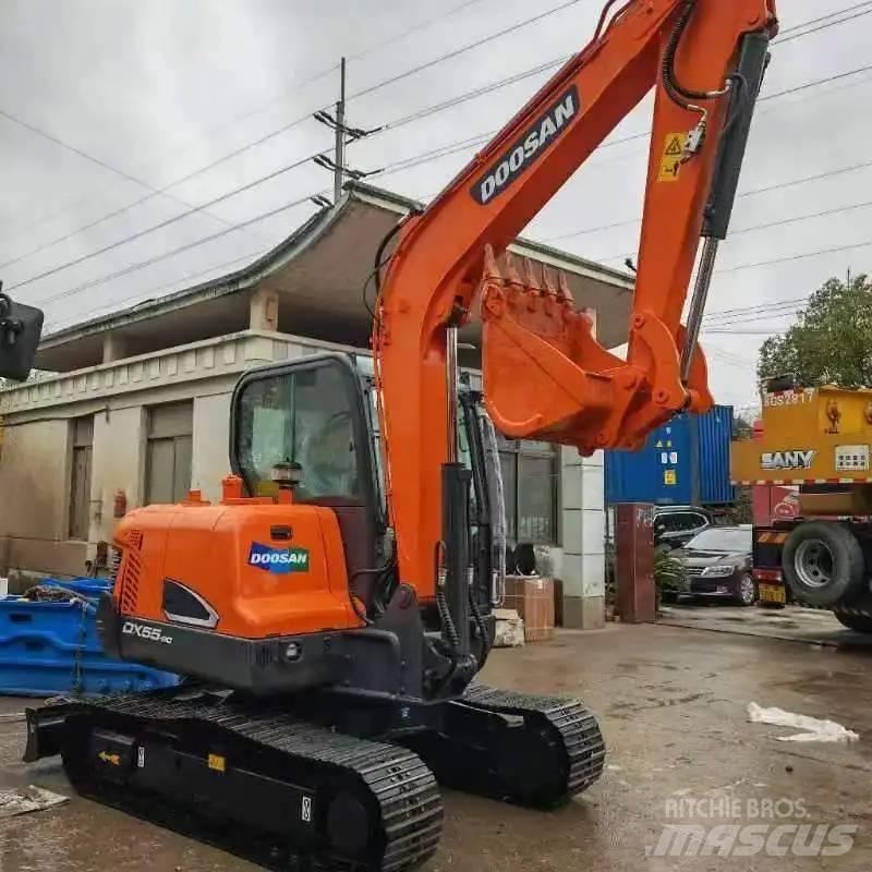 Doosan DX55-9C Mini pelle < 7t