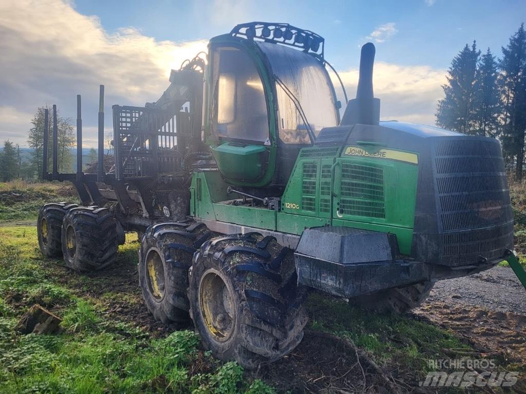 John Deere 1210 G Porteur