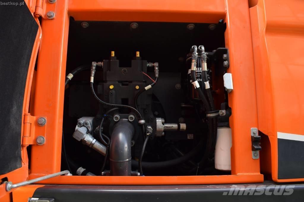 Doosan DX 170 W-5 Pelle sur pneus