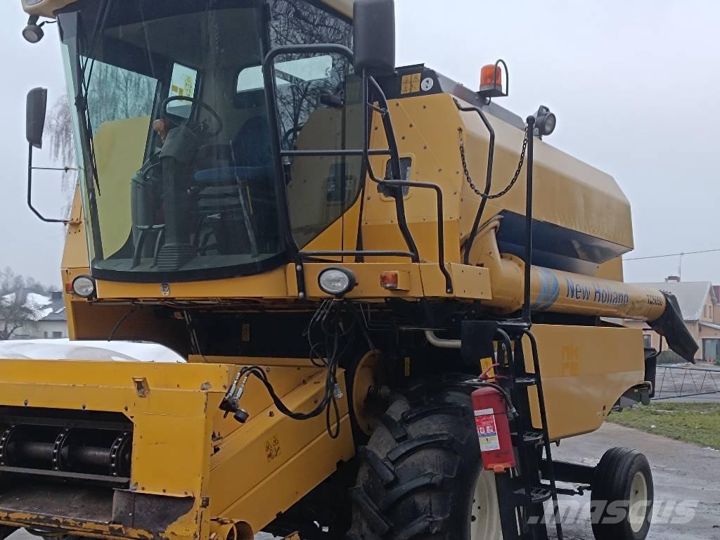 New Holland TC 5050 Moissonneuse batteuse