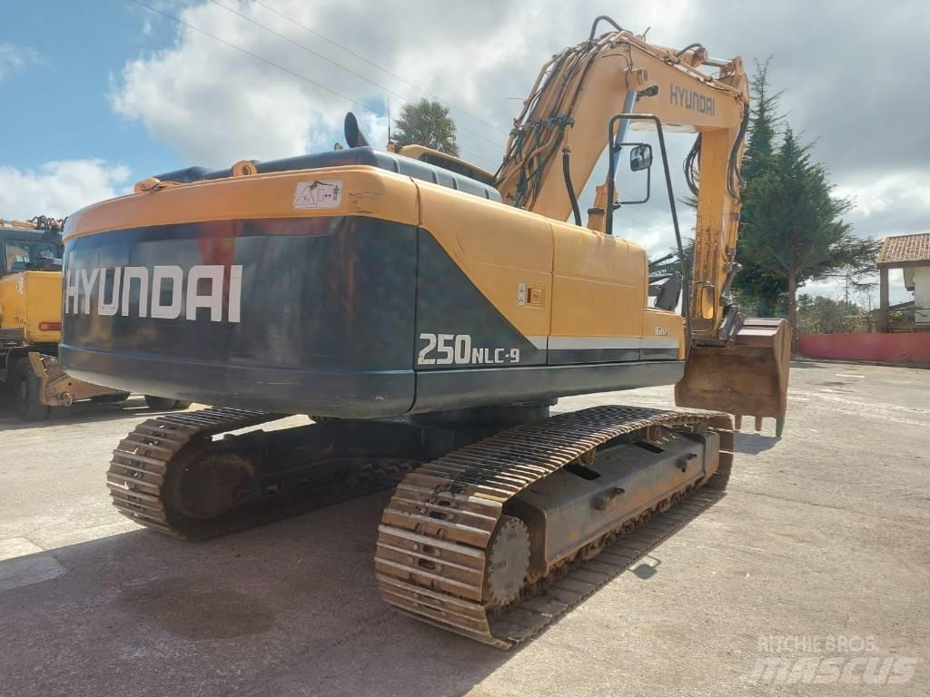 Hyundai R 250 -9 Pelle sur chenilles