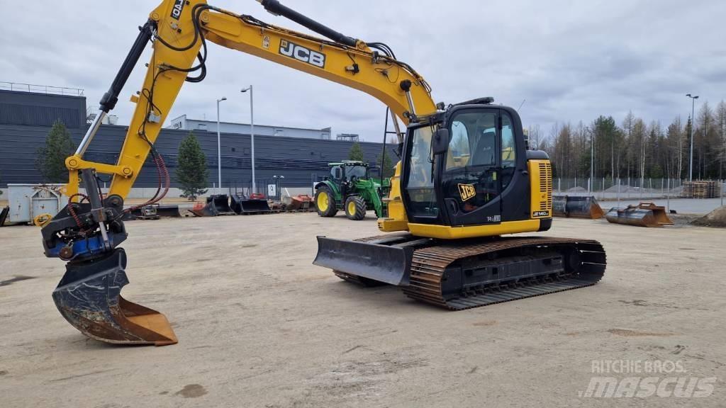 JCB JZ 140 LC Pelle sur chenilles