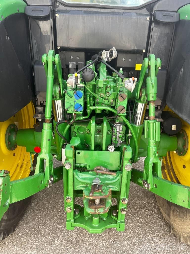 John Deere 6115 M Tracteur