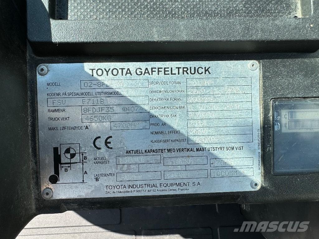 Toyota 02-8FDF30 Chariots diesel