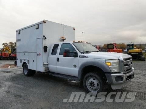 Ford F 550 Camions et véhicules municipaux