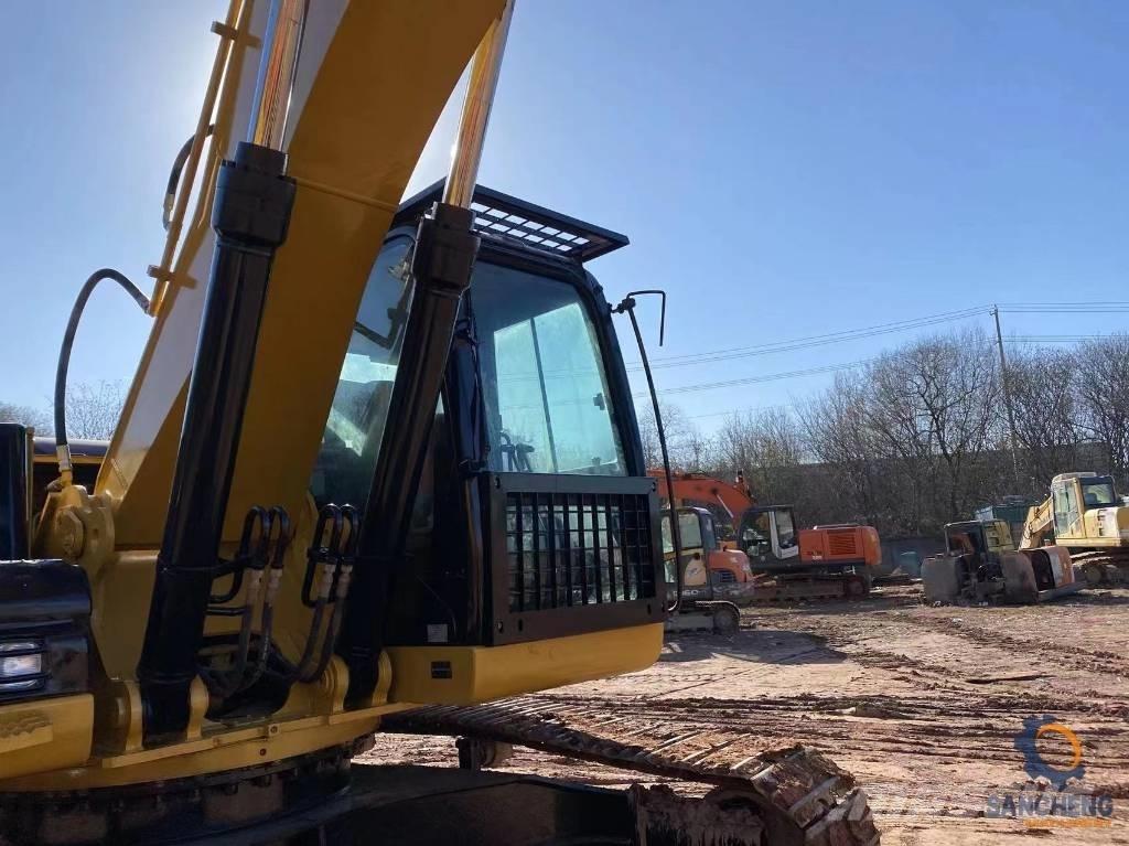 CAT 325D Pelle sur chenilles