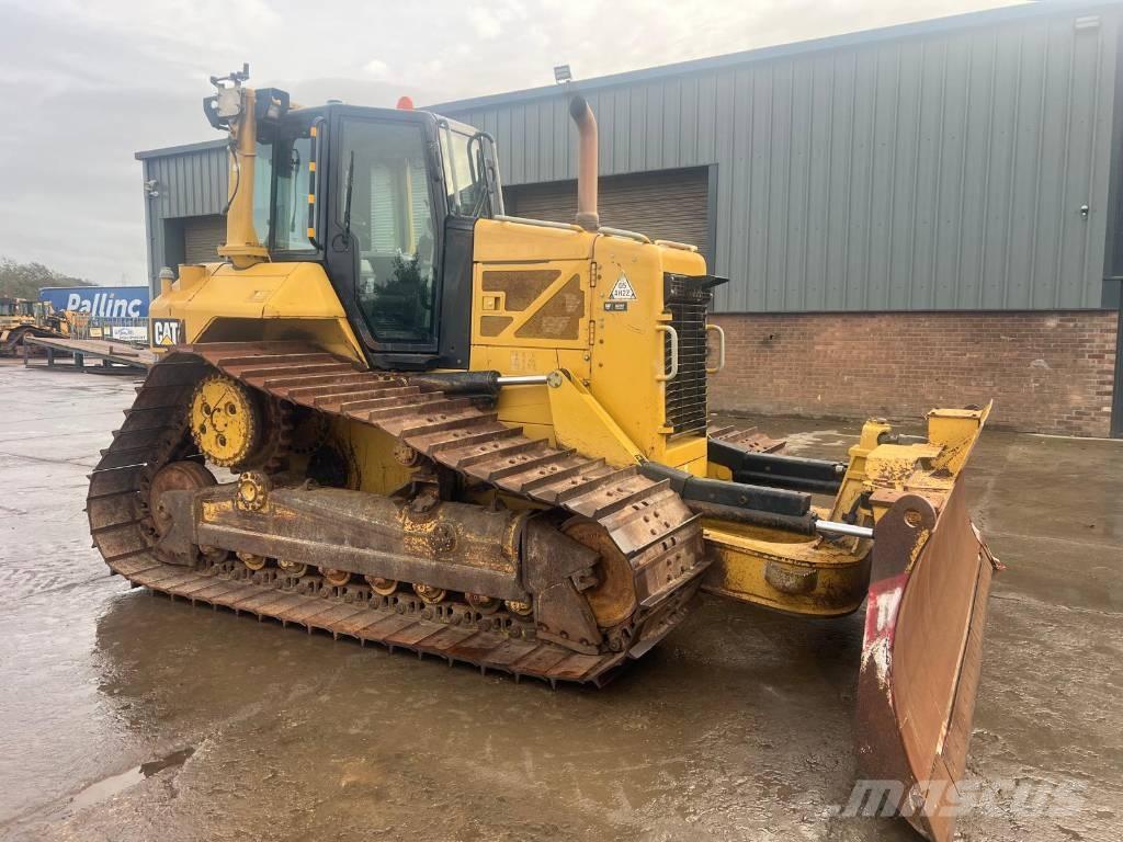 CAT D 6 N LGP Bouteurs sur chenilles