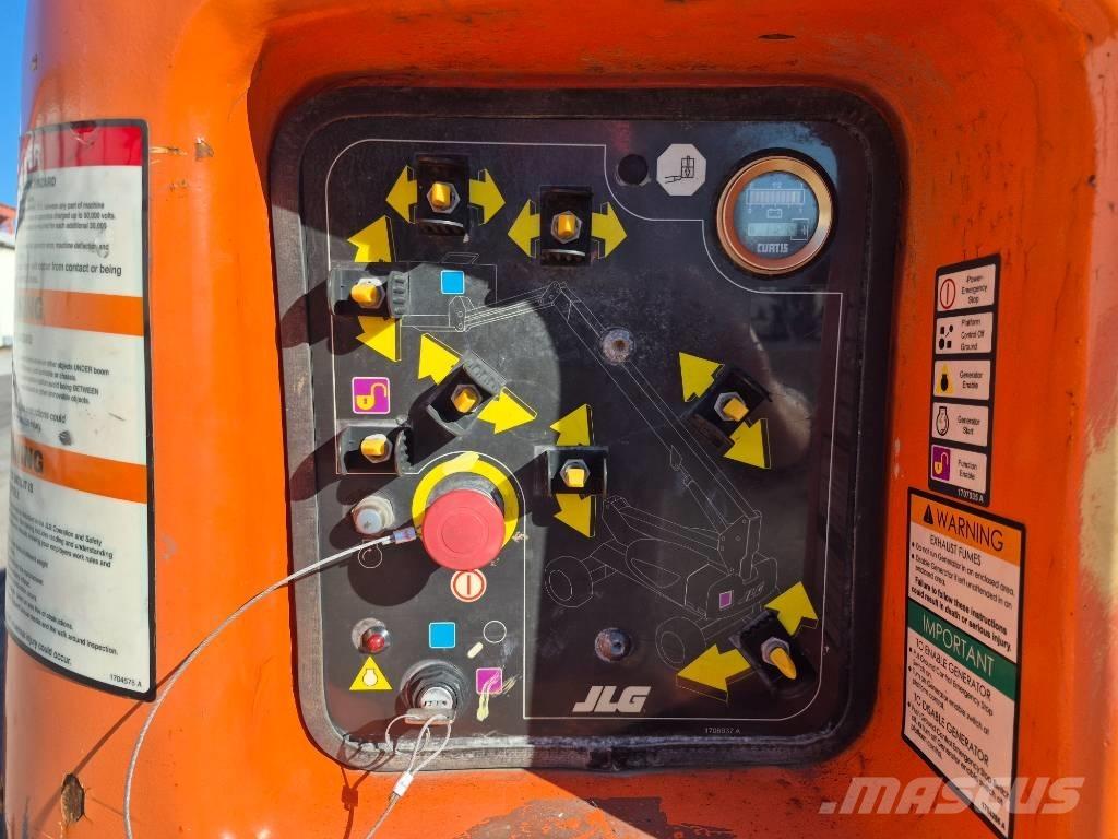 JLG M 600 JP Nacelles articulées
