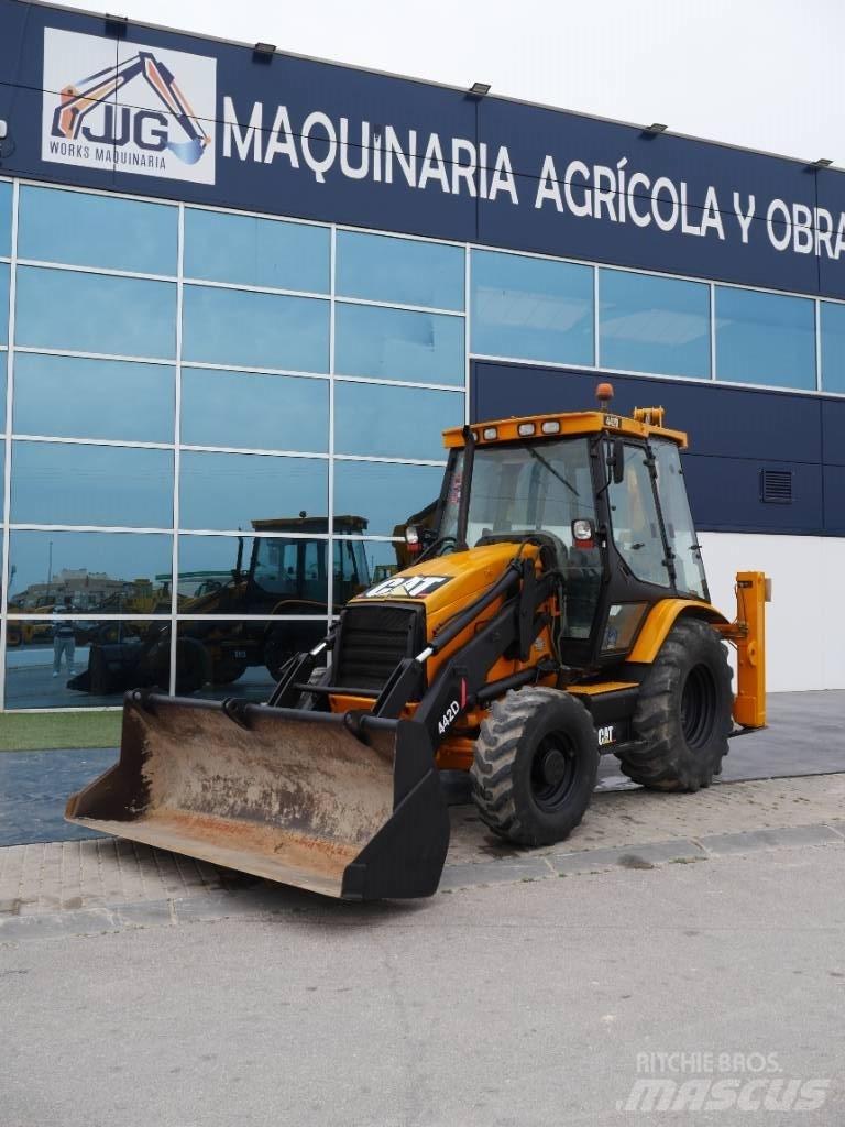 CAT 442 D Tractopelle