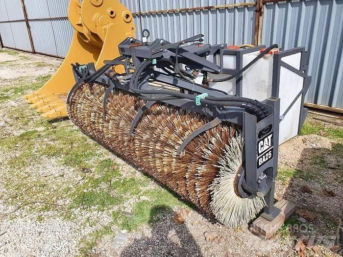 CAT BA 25 Balayeuse / Autolaveuse