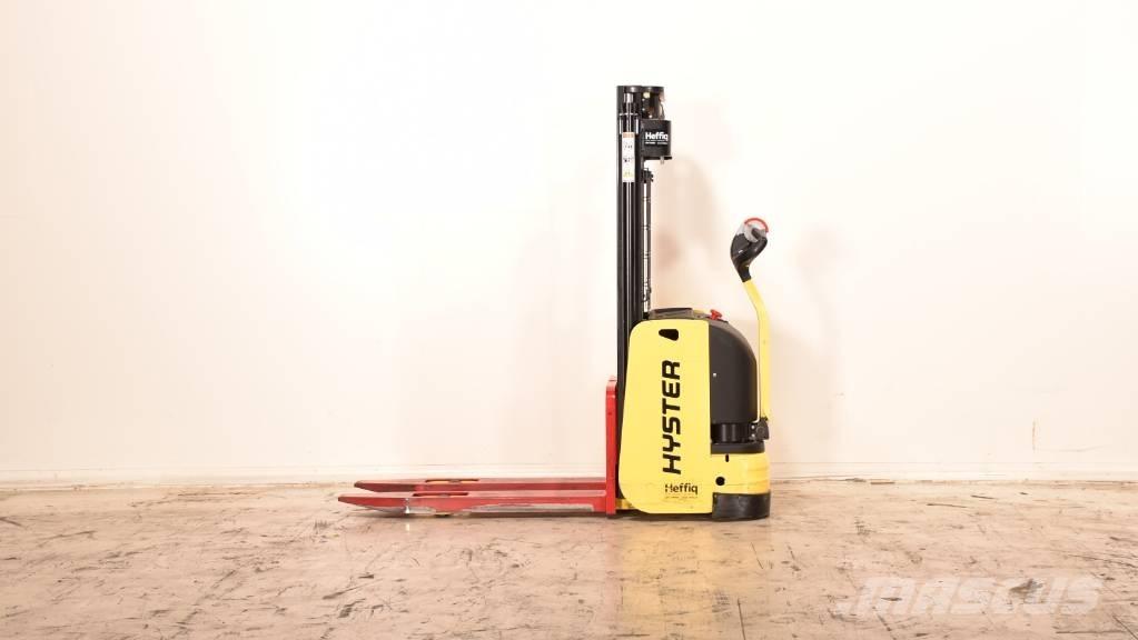Hyster S 1.0-24 Gerbeur accompagnant