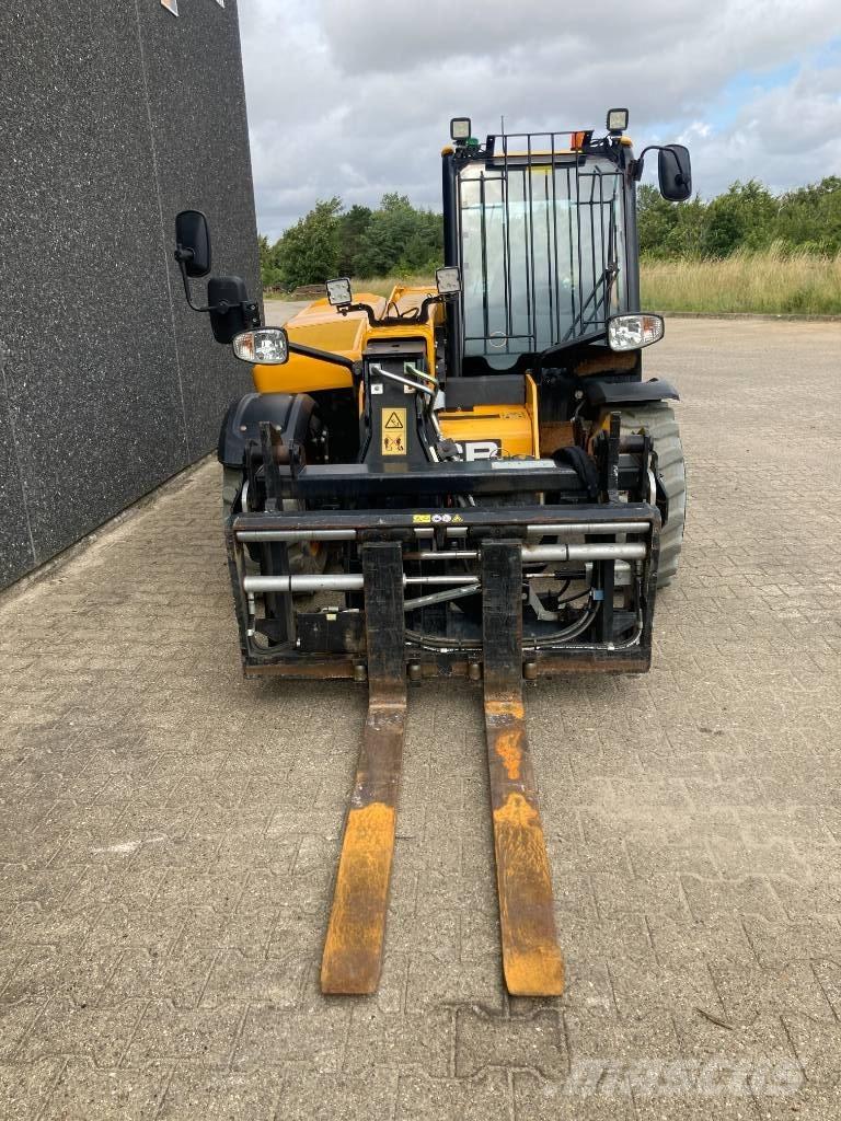 JCB 525-60 E Chariot télescopique