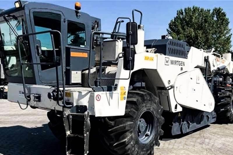 Wirtgen WR2400 Autre camion