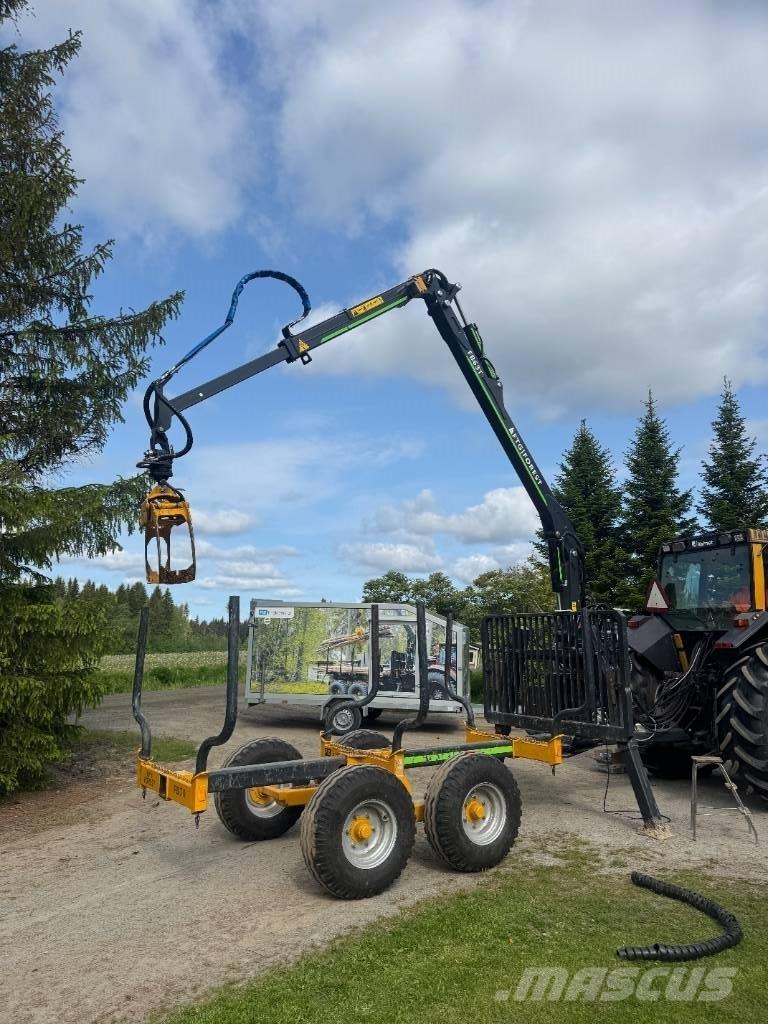 FTG Forest FB70 Remorque forestière avec grue