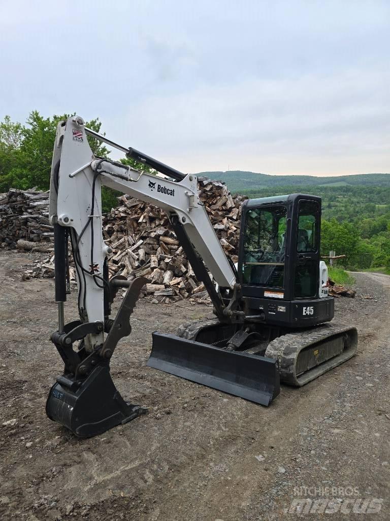 Bobcat E 45 Mini pelle < 7t