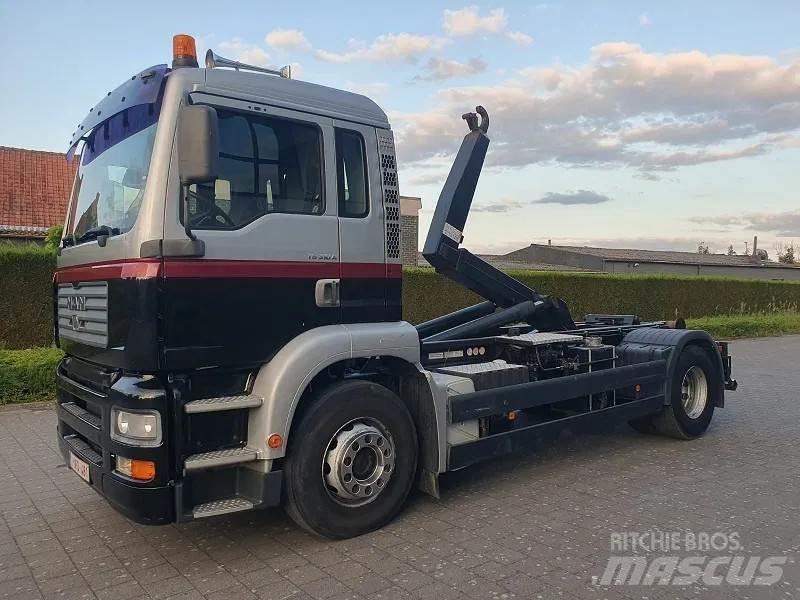 MAN TG 310 A Camion ampliroll