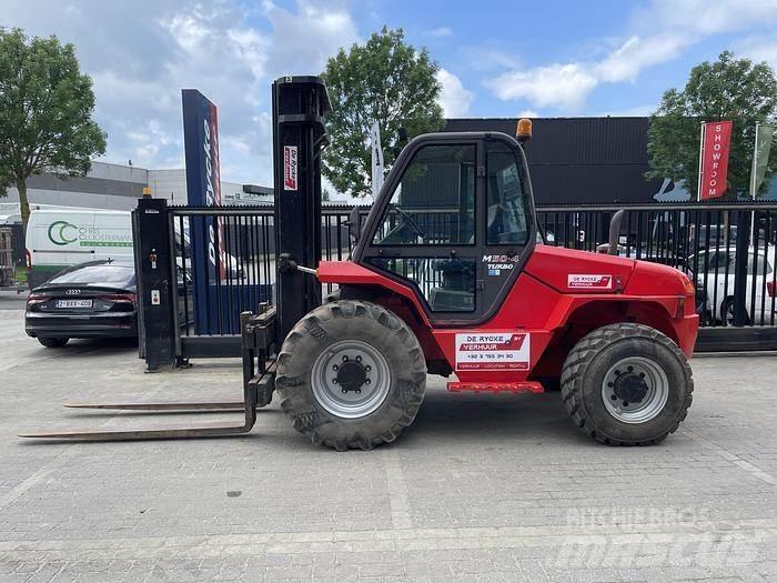 Manitou M50-4 Chariot tout terrain