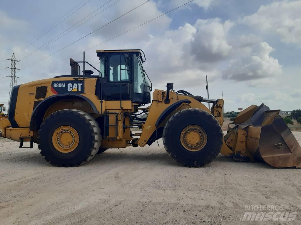 CAT 980M Chargeuse sur pneus