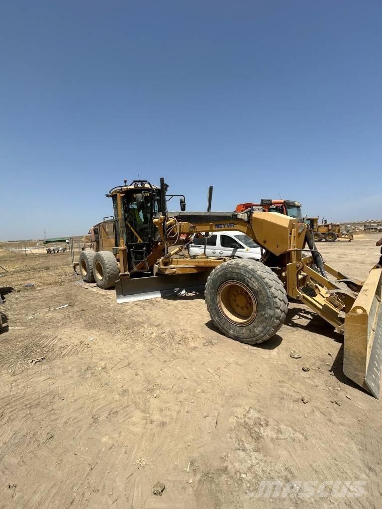 CAT 160 M Niveleuse