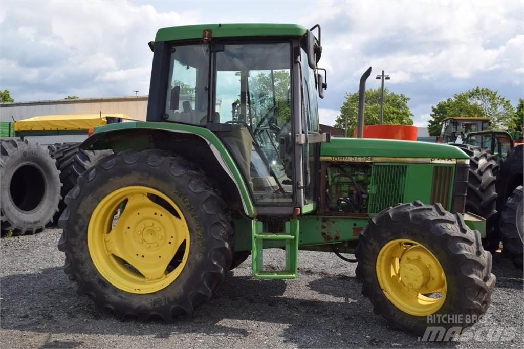 John Deere 6100 Tracteur
