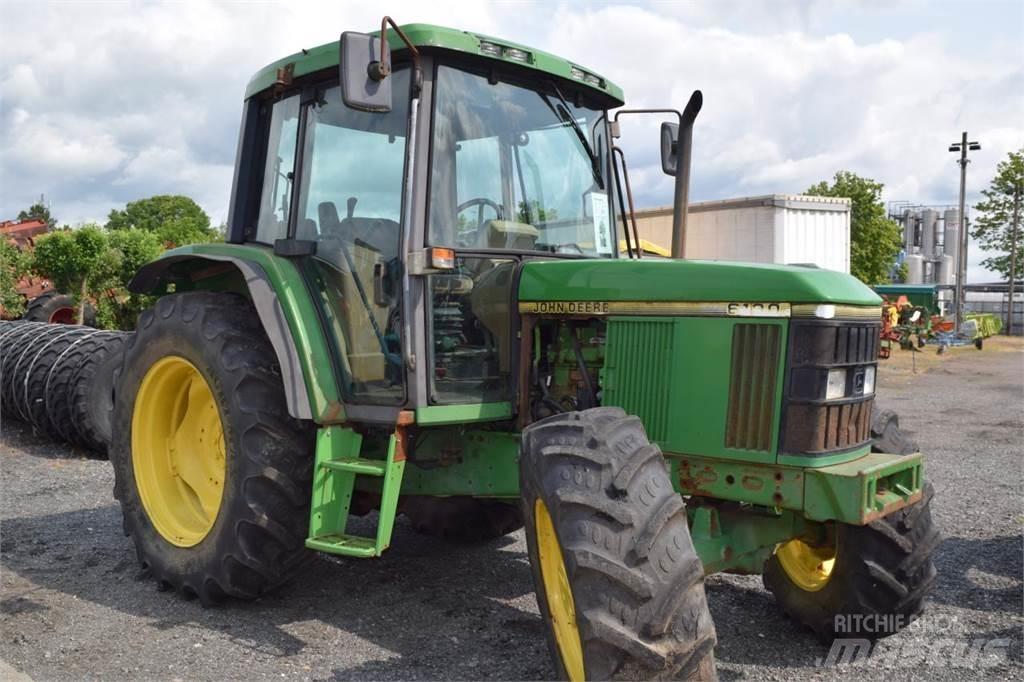 John Deere 6100 Tracteur
