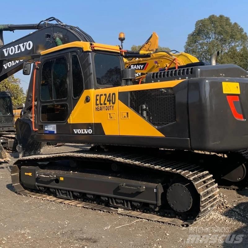 Volvo EC 240 Pelle sur chenilles