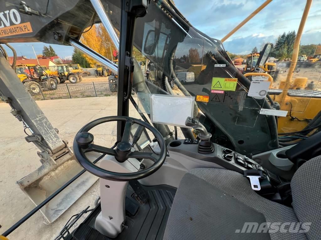 Volvo EW 140 C Pelle sur pneus