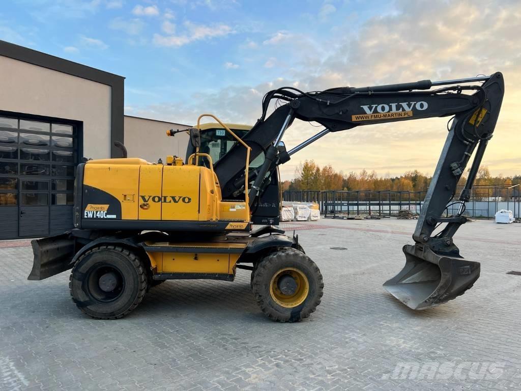 Volvo EW 140 C Pelle sur pneus