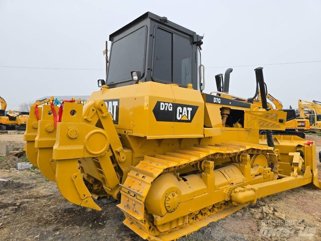 CAT D 7 G Bouteurs sur chenilles