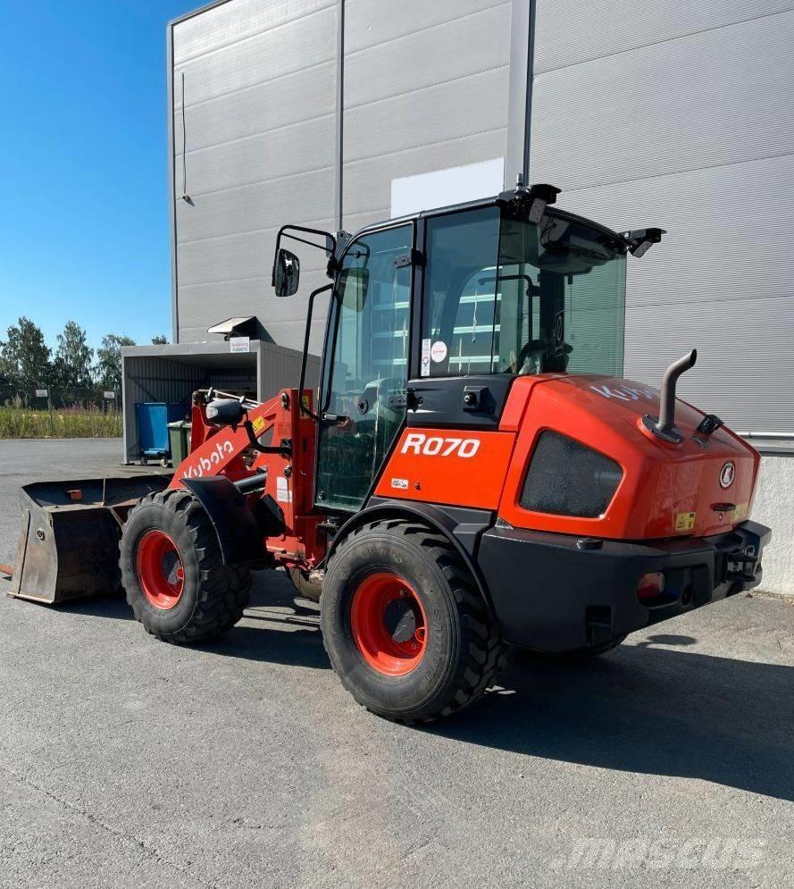Kubota R 070 HW Chargeuse sur pneus