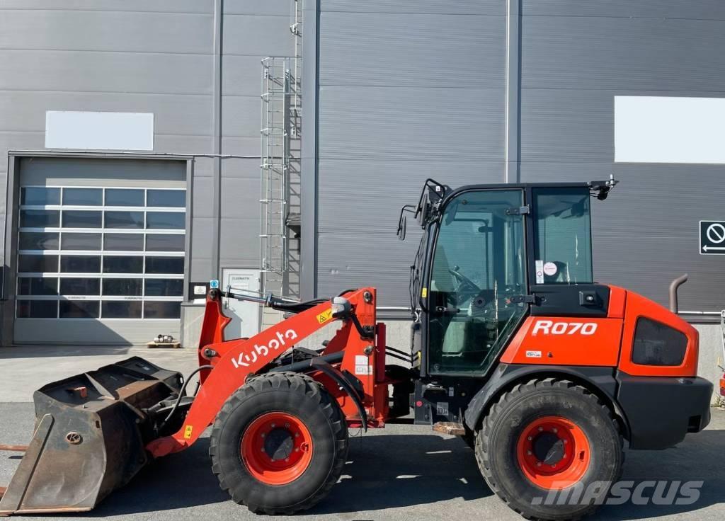 Kubota R 070 HW Chargeuse sur pneus