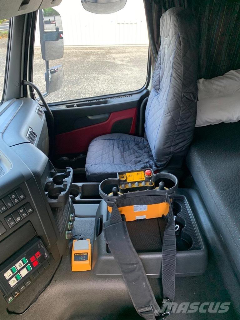 Bronto S90HLA Camion nacelle