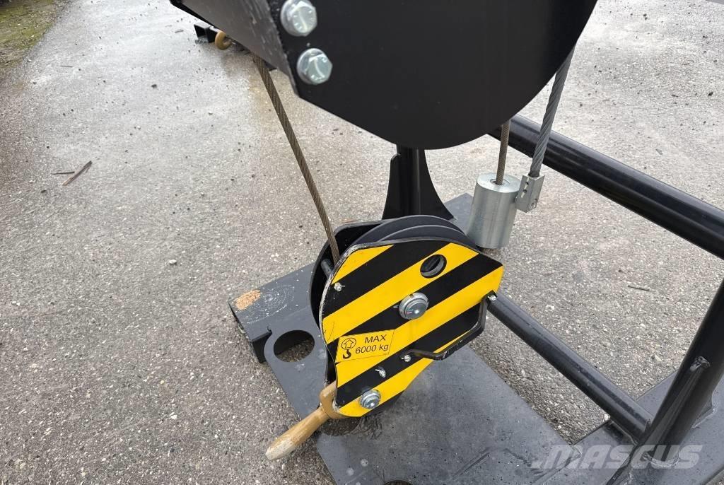 Manitou W6000-32M Chargeuse télescopique sur pneus