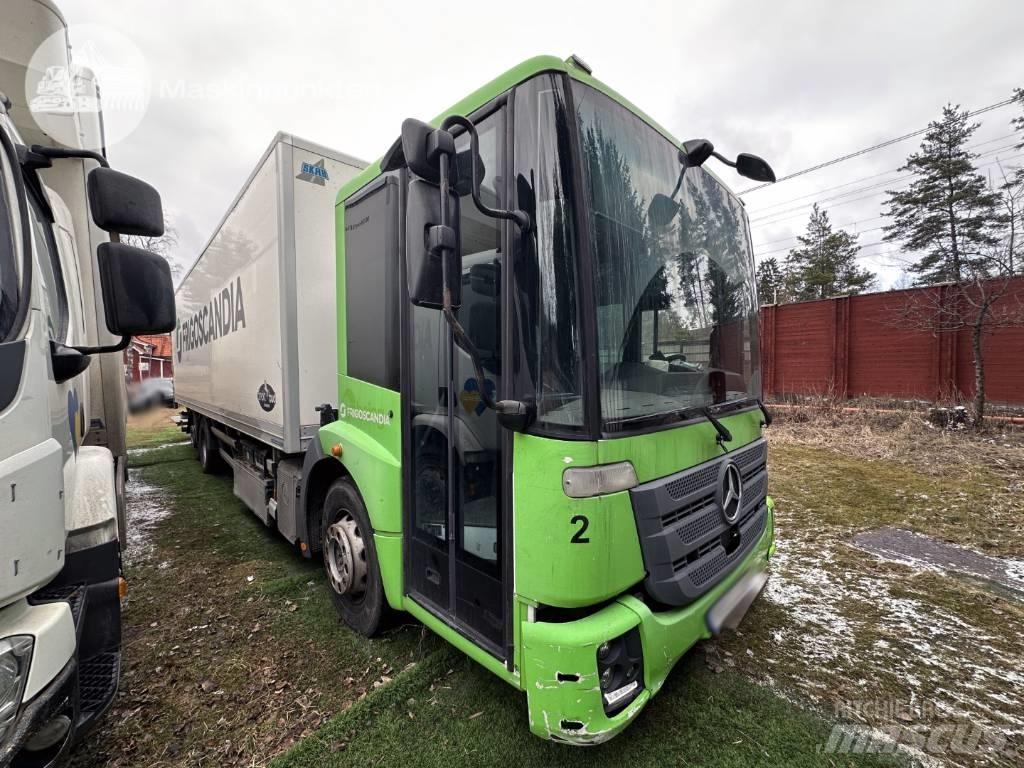 Mercedes-Benz Econic Camion Fourgon