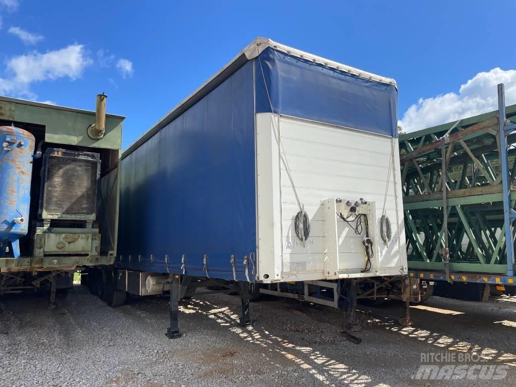Schmitz SFG 24 Semi remorque fourgon