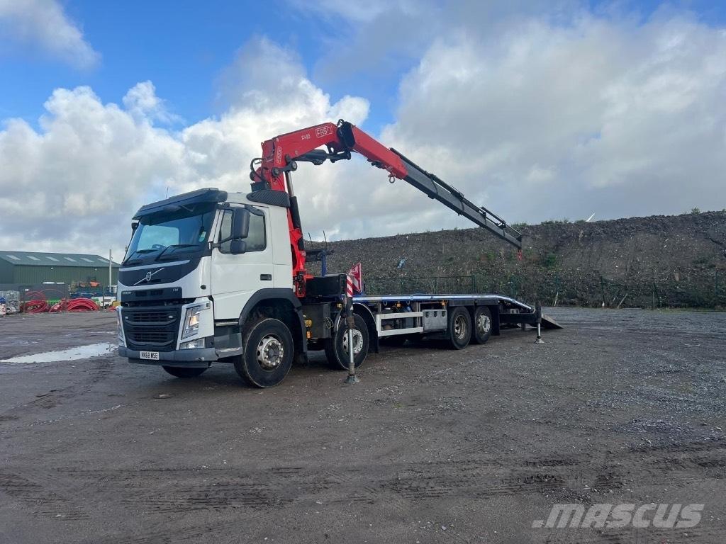 Volvo FM 450 Camion plateau ridelle avec grue