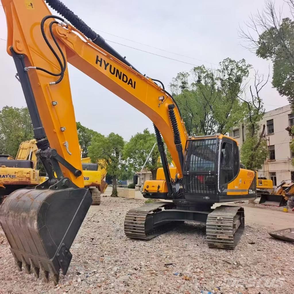 Hyundai 220LC-9S Pelle sur chenilles