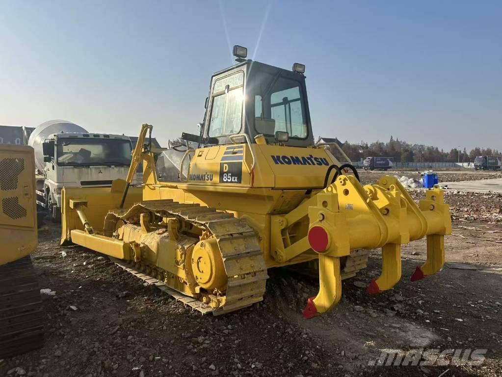 Komatsu D 85 E Bouteurs sur chenilles