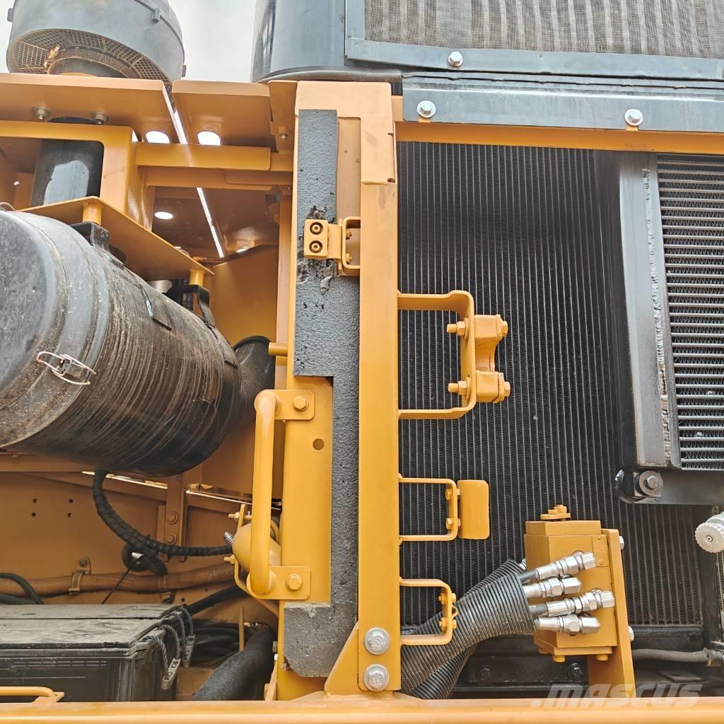 CAT 336 D L Pelle sur chenilles