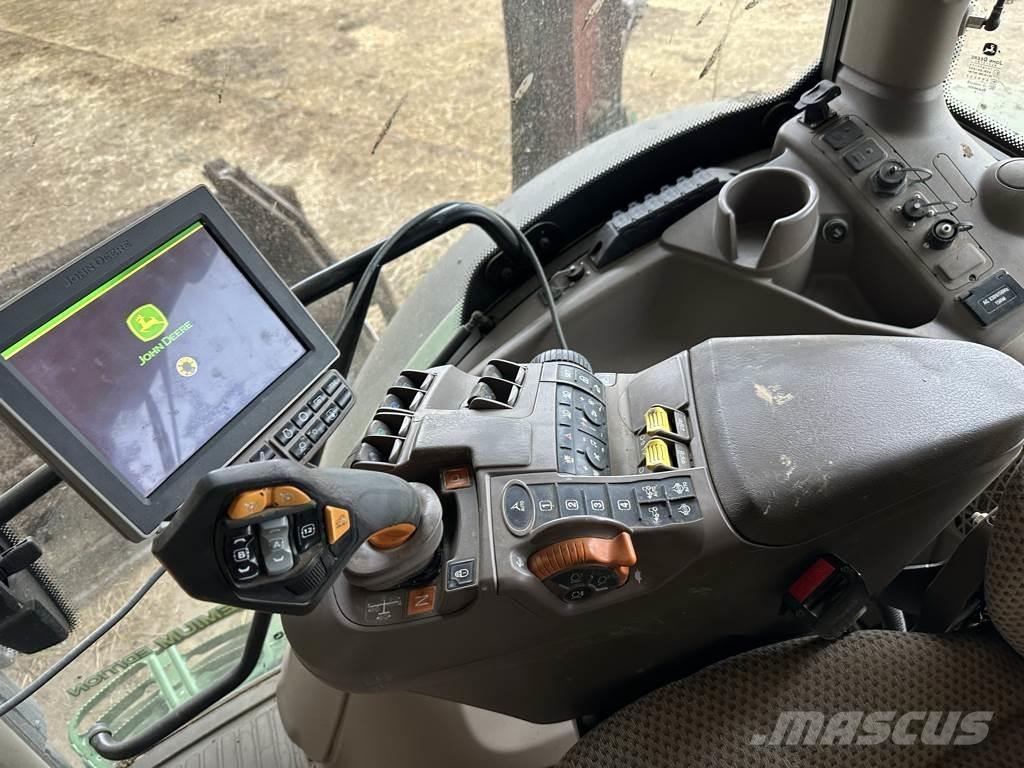 John Deere 6130R Tracteur