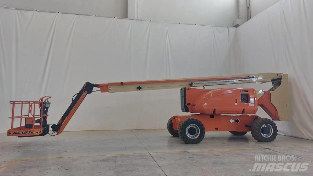 JLG 800 AJ Nacelles articulées