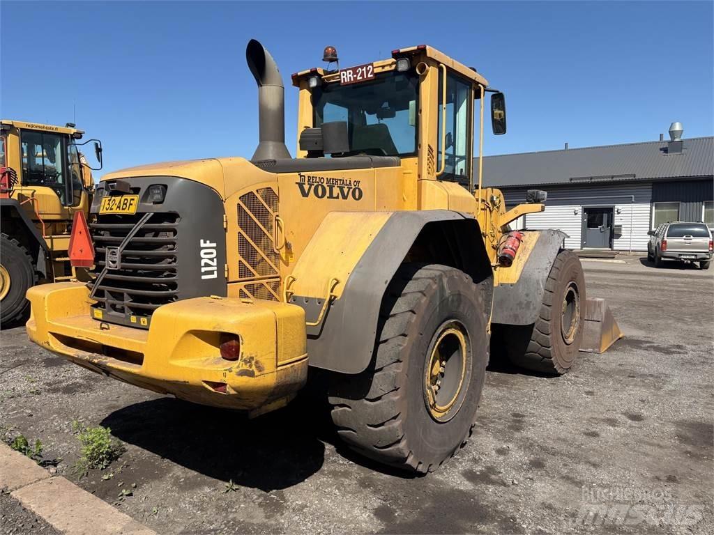 Volvo L120F Chargeuse sur pneus