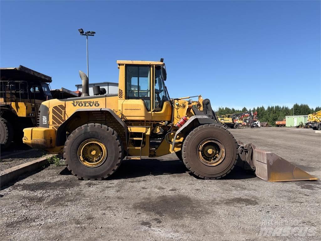 Volvo L120F Chargeuse sur pneus
